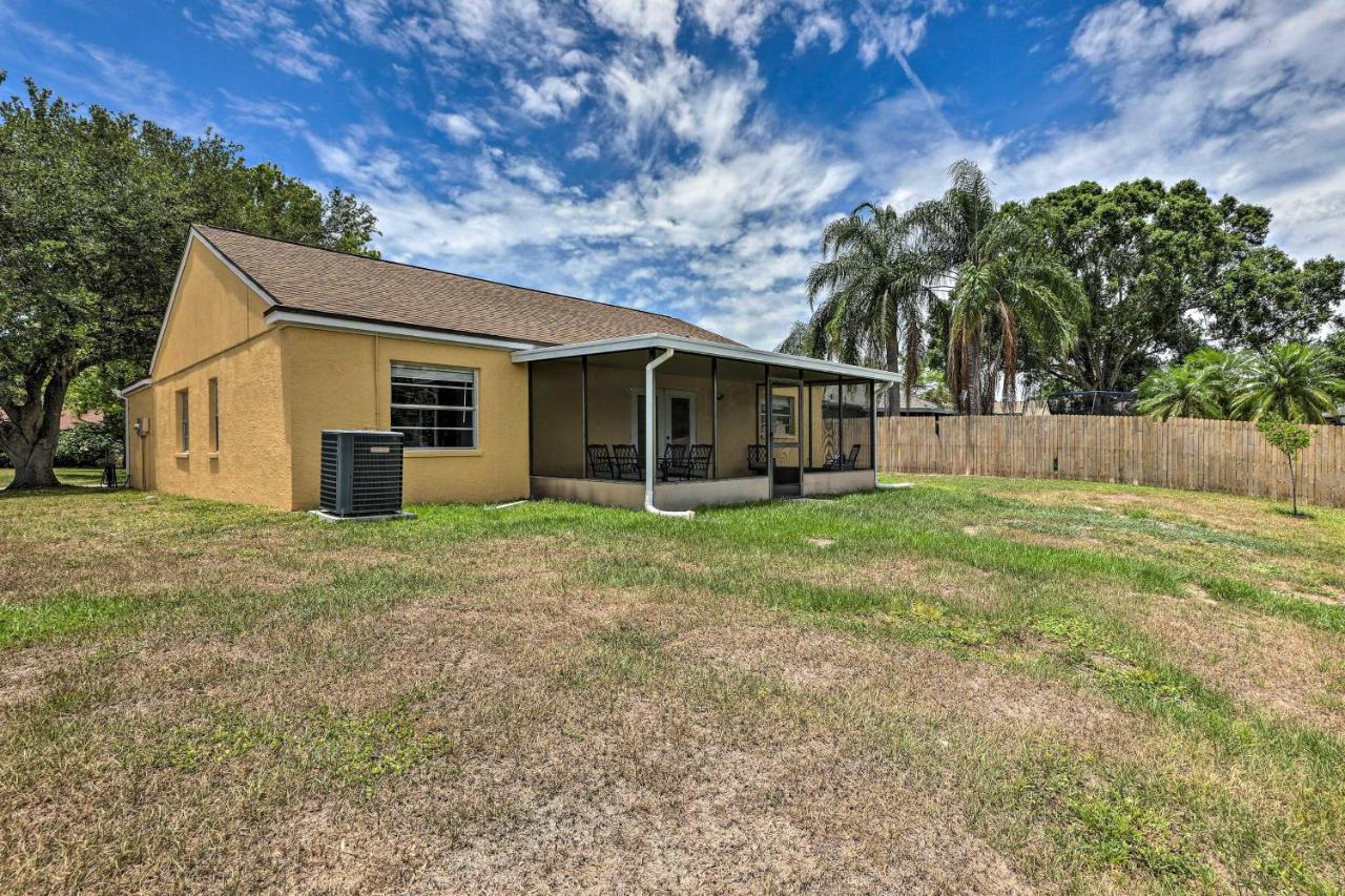 Lanai And Pond At Tranquil Bradenton Retreat! Villa Bagian luar foto